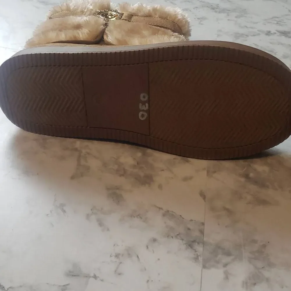 GBG Los Angeles Aussie faux fur-lined 7 1/2‎